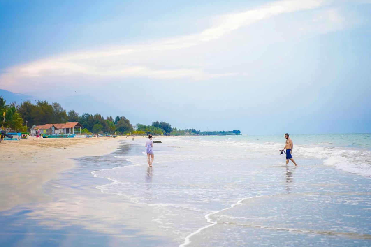 The Beach Lovers Nilaveli Buitenkant foto