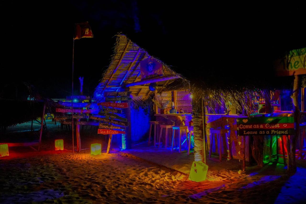 The Beach Lovers Nilaveli Buitenkant foto