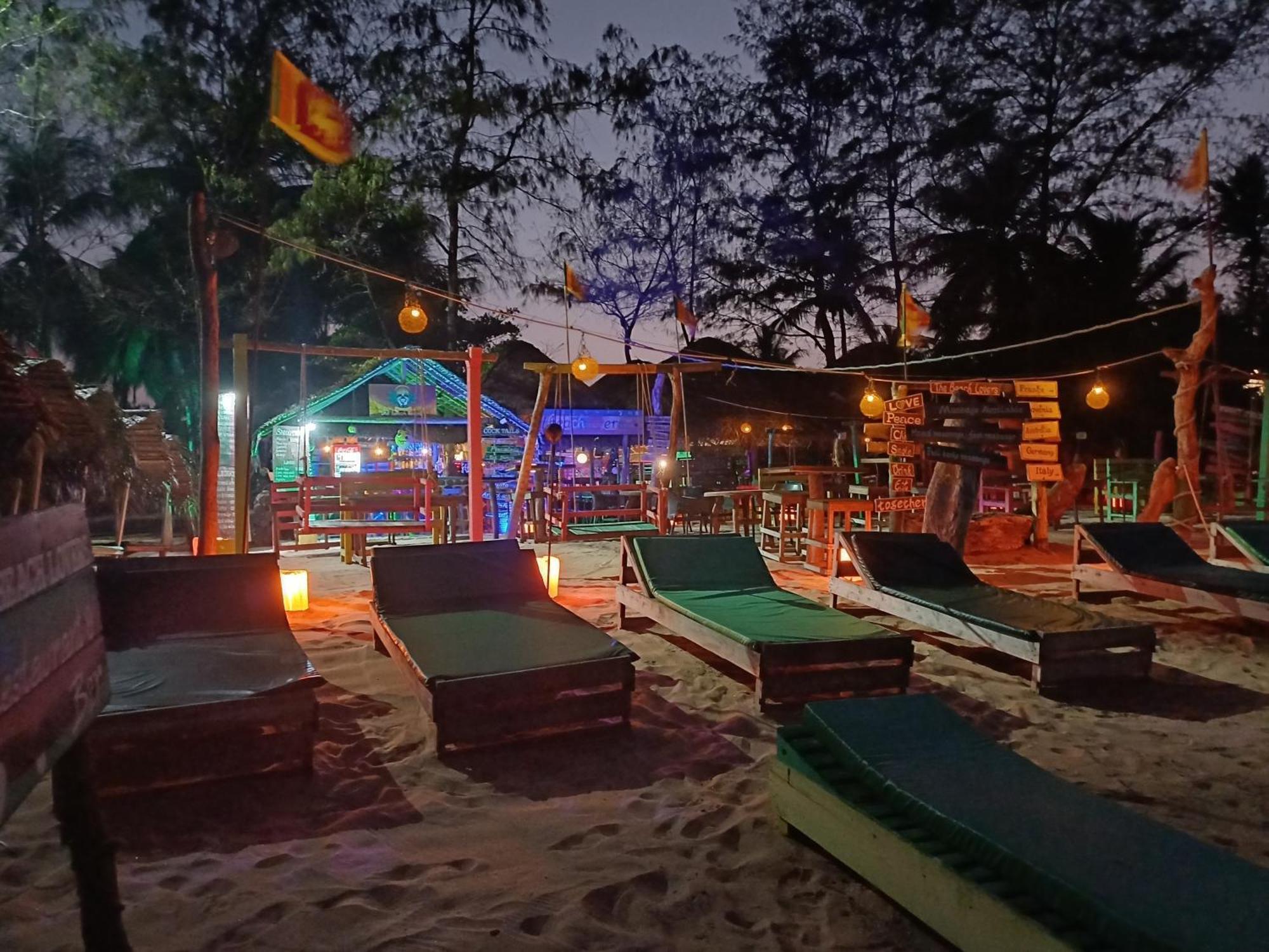 The Beach Lovers Nilaveli Buitenkant foto